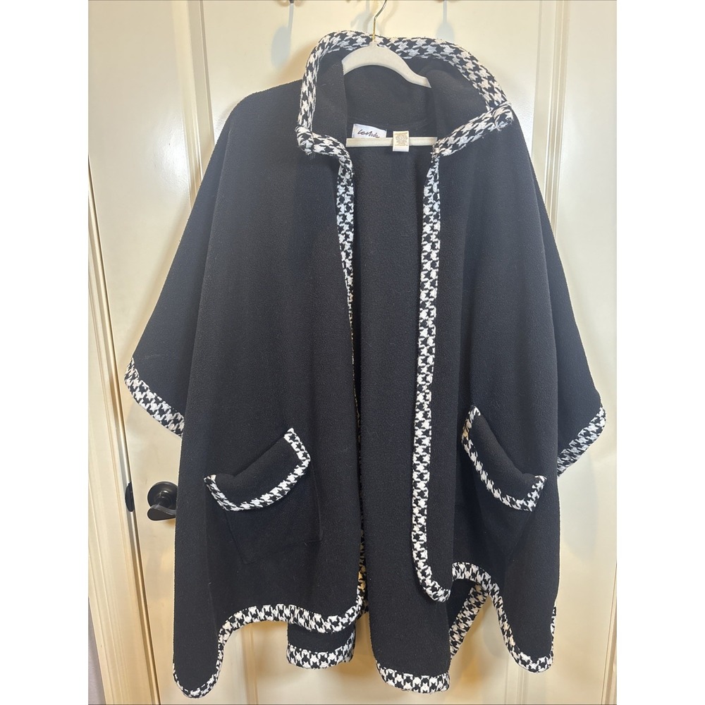 Le Moda Black Fleece Cape Poncho Houndstooth Trim Pockets One Size Womens Wrap